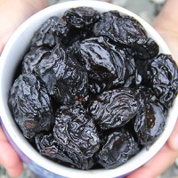 Первые компоты для грудничков. sok i kompot chernosliv. Первые компоты для грудничков фото. Первые компоты для грудничков-sok i kompot chernosliv. картинка Первые компоты для грудничков. картинка sok i kompot chernosliv. Материнское молоко — самое полезное питание для грудного ребенка, ведь оно содержит все необходимые вещества для здоровья и развития. Нередко полагают, что грудного молока вполне достаточно, но это не так. Дополнительно поить малыша можно и нужно: например, в жару, при повышенной температуре или проблемах с пищеварением, при искусственном или смешанном вскармливании. Помимо воды, натуральный сок и домашний компот для грудничка — отличное решение.